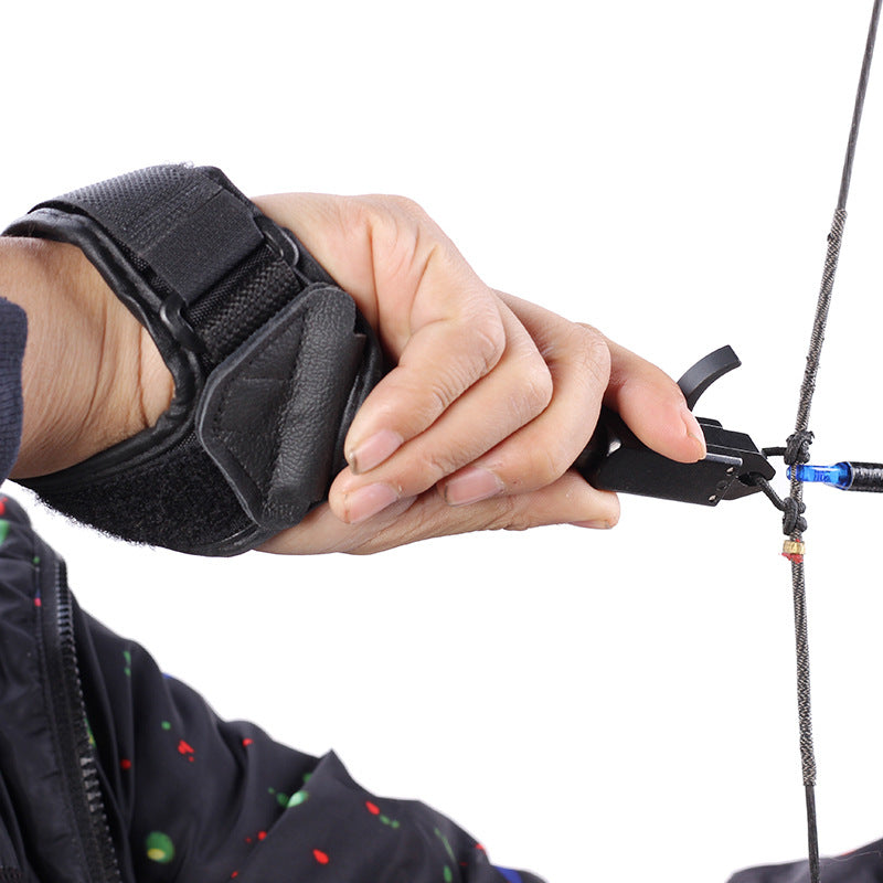 Archery supplies shooting accessories pincers