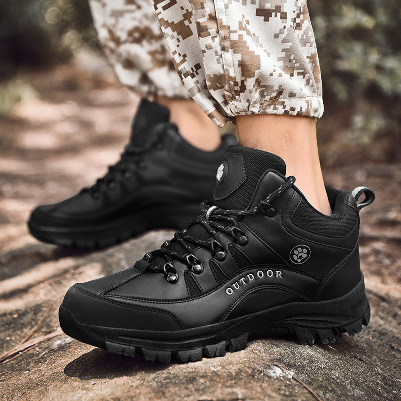 Large size men's hiking shoes