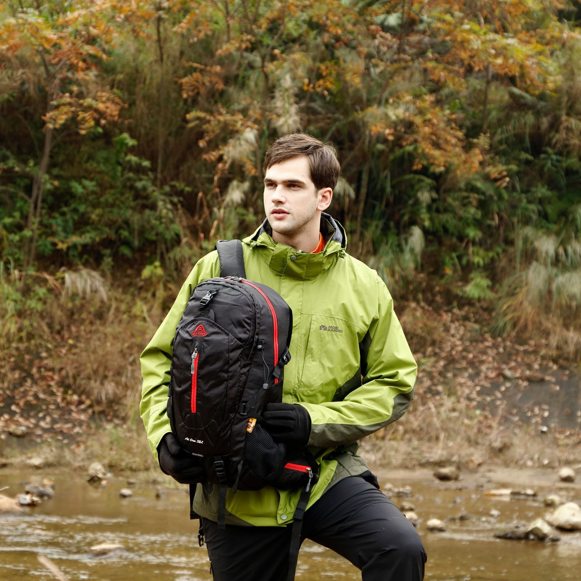 Hiking Leisure Travel Nylon Backpack