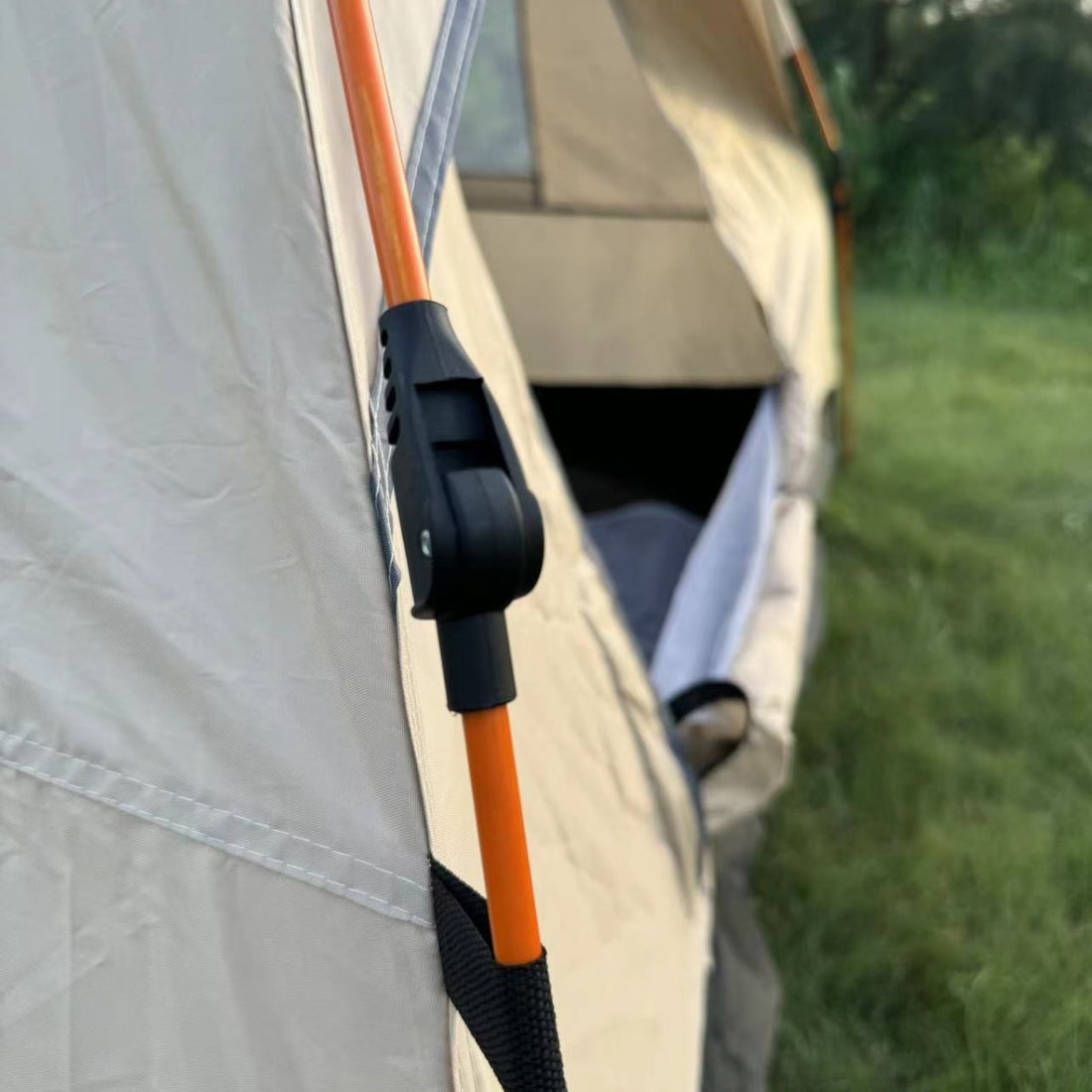 Quick Opening Tent For Camping And Picnic