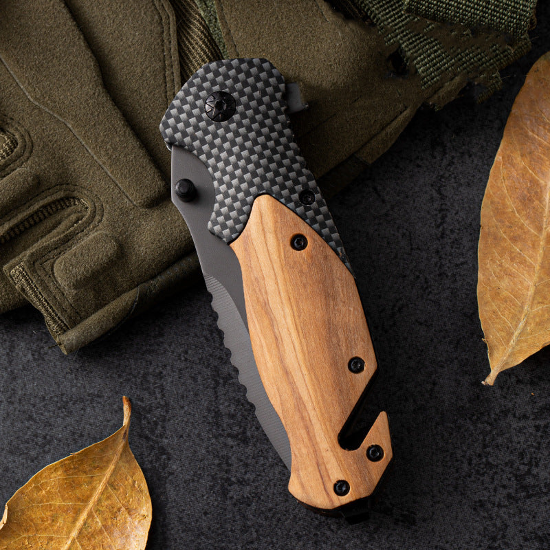 Outdoor Knife Self Defense