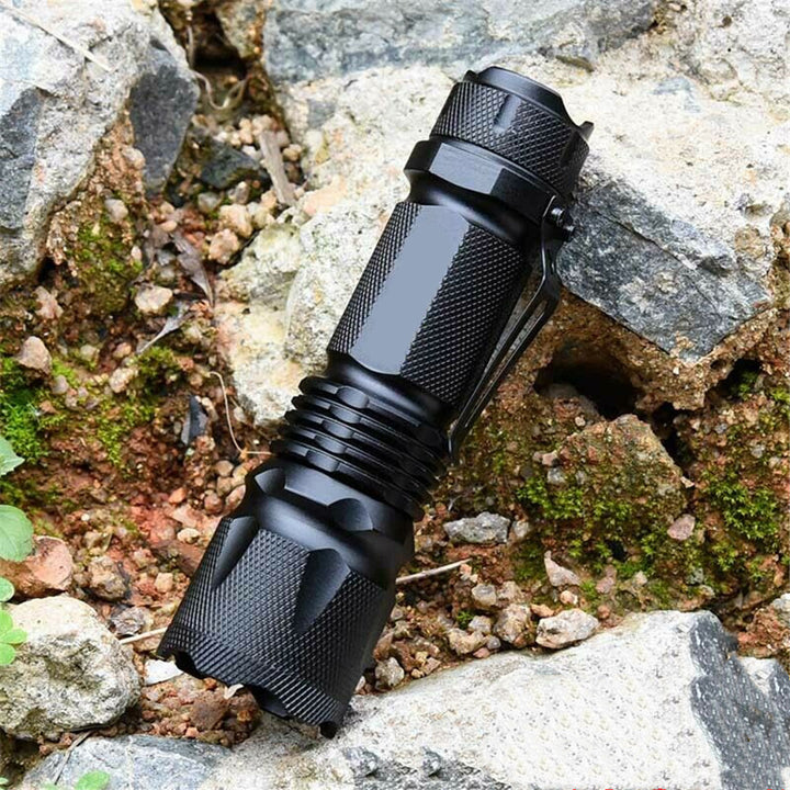 Rechargeable Strong Light Flashlight